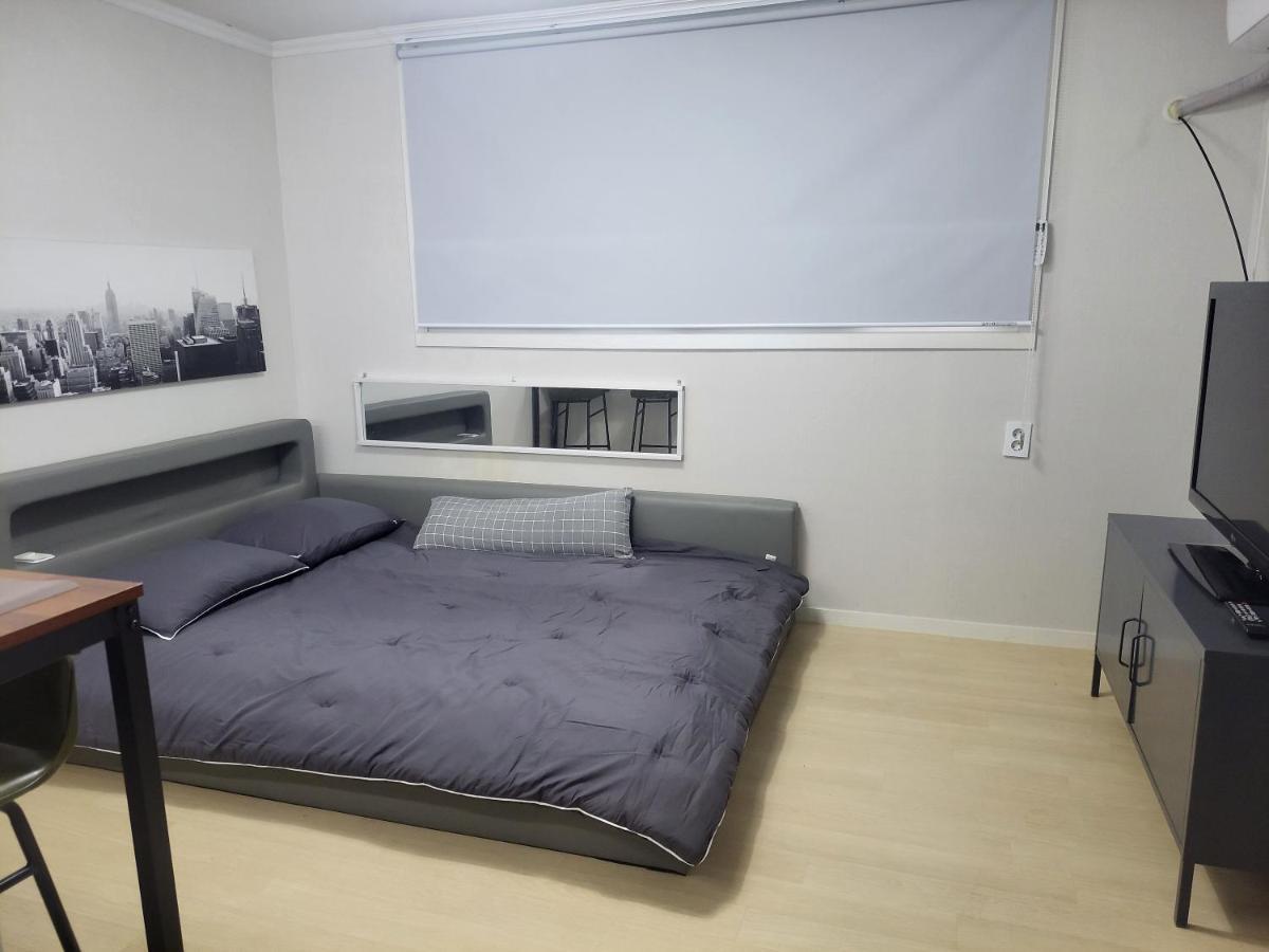 Newly Renovated 2 Bedroom Apartment #7 Seul Esterno foto