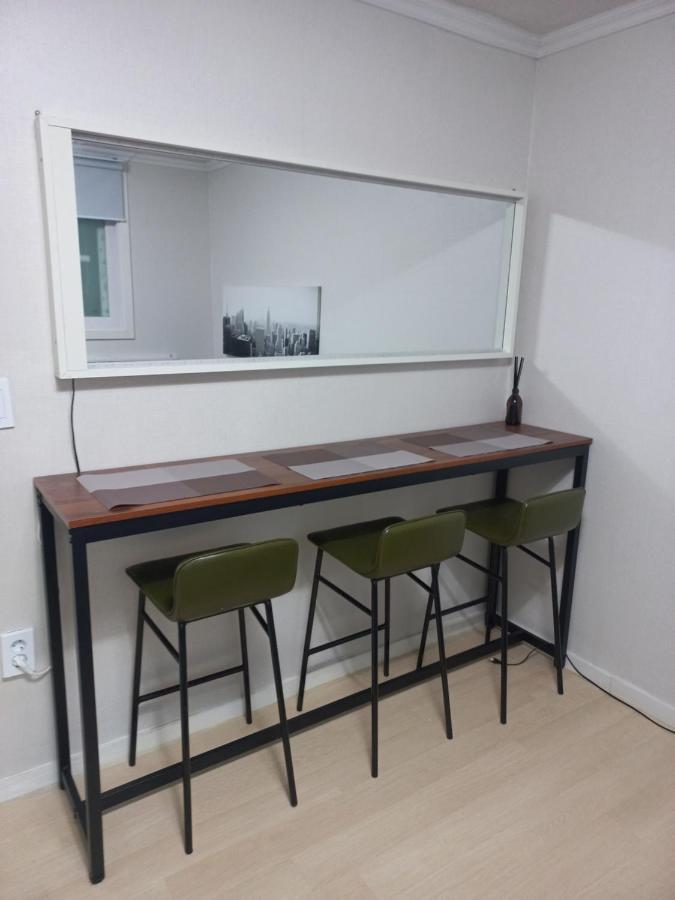 Newly Renovated 2 Bedroom Apartment #7 Seul Esterno foto