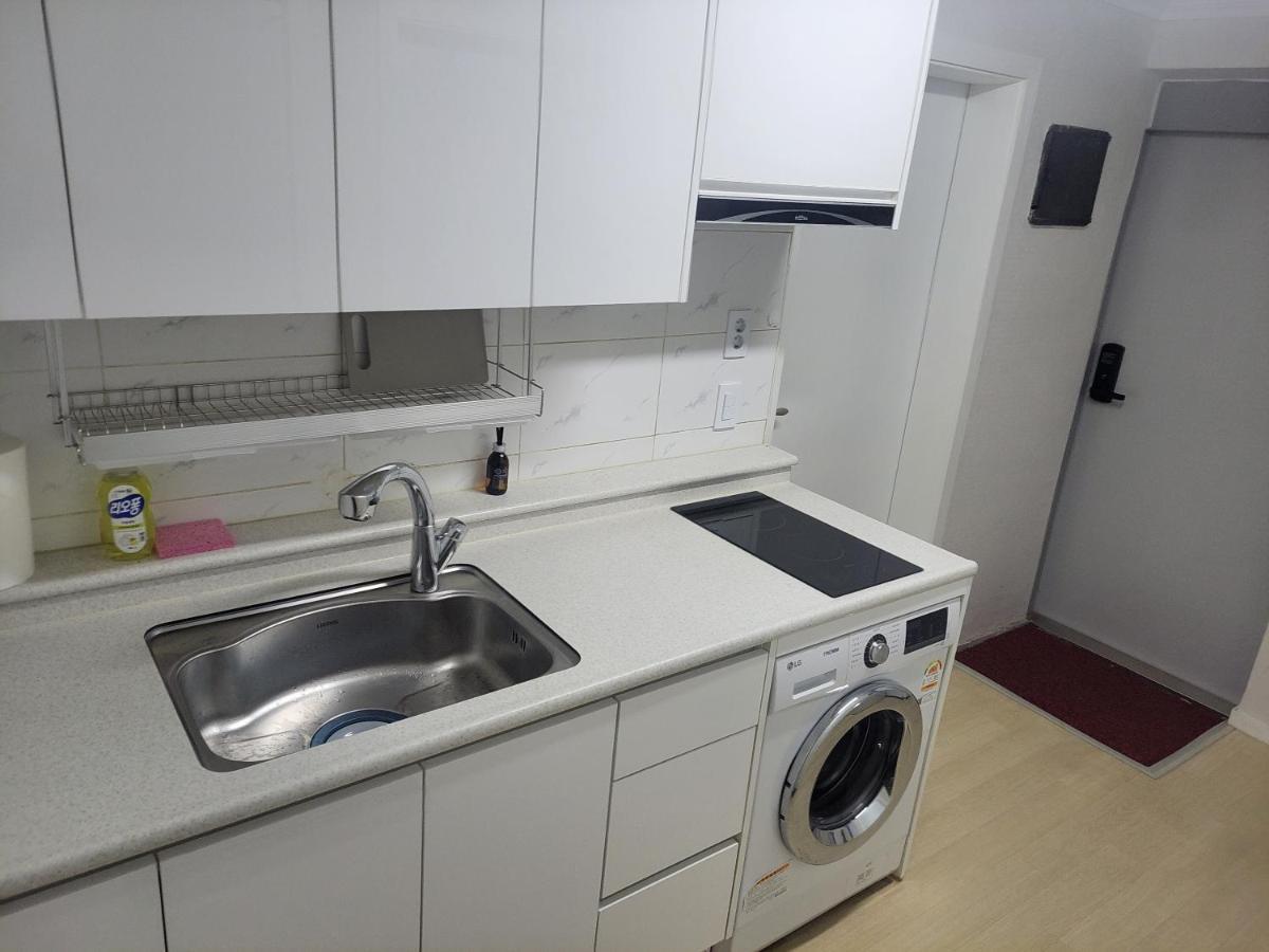 Newly Renovated 2 Bedroom Apartment #7 Seul Esterno foto